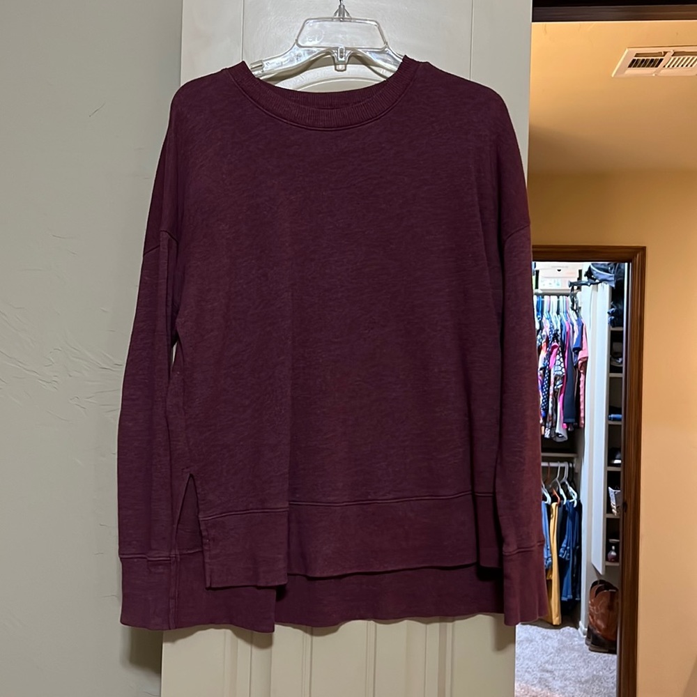 Wine long sleeve light sweatshirt